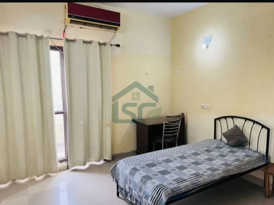 PG for girls and boys in Lajpat Nagar, Delhi — property photo 2