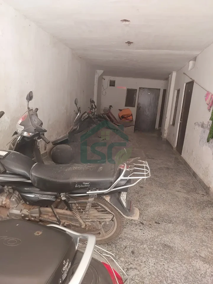 Shree Ram Apartment in Sector 68, Gurugram — property photo 4