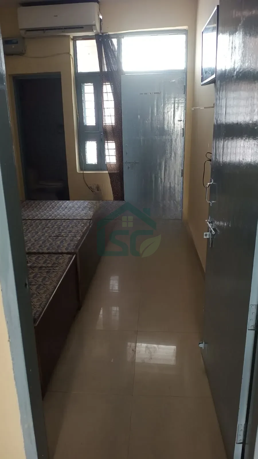 Orion scorpius in Vijay Nagar, Delhi — property photo 1