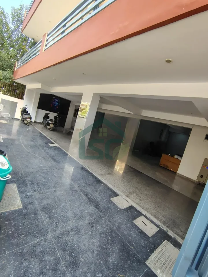 MV PG in Sector 38, Gurugram — property photo 2