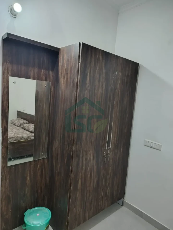 Bhaiji PG in Palam Vihar Extension, Gurugram — property photo 1