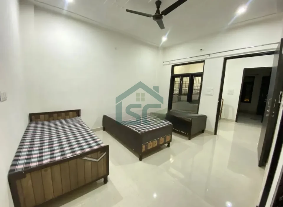 RK PG For Girls in Bawana, Delhi — property photo 3
