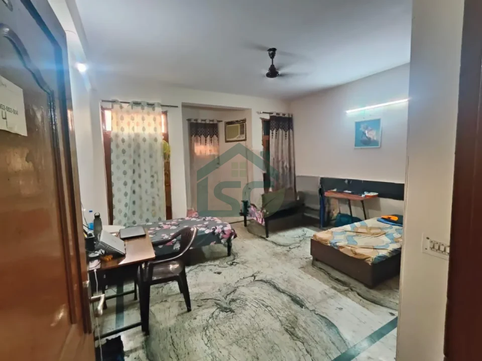 Balaji PG for Boys in Sector 31, Gurugram — property photo 5
