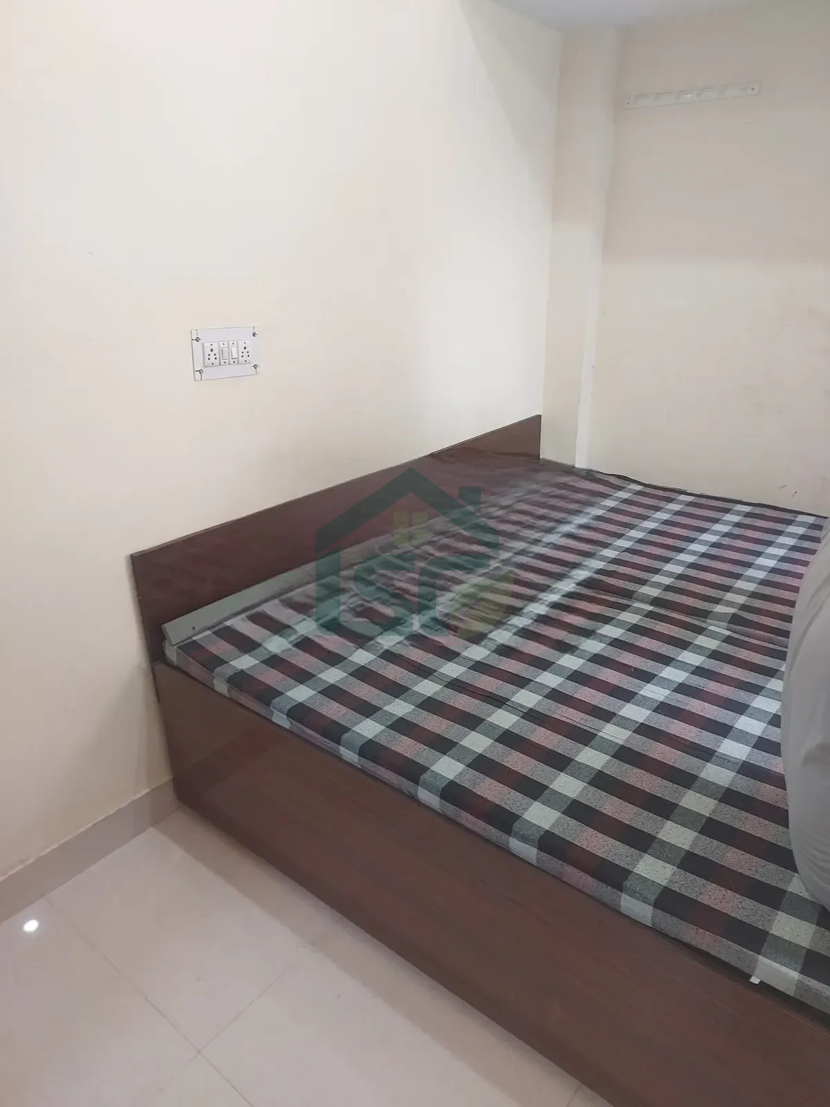 Prem Room For Rent in Sector 66, Gurugram — property photo 1