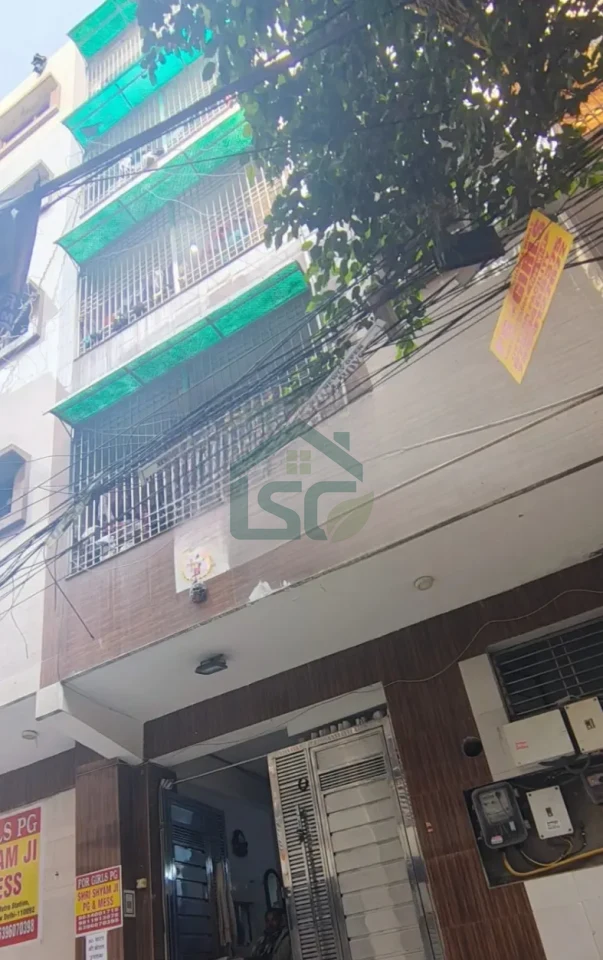 Shri Shyam Ji PG in Shakarpur, Delhi — property photo 5