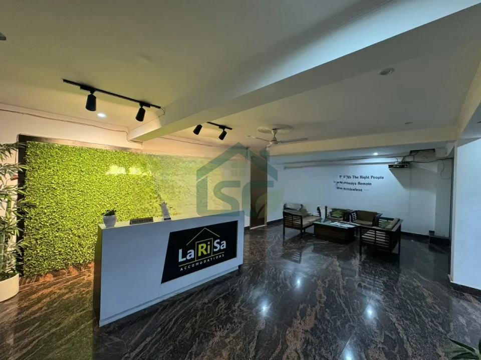 Larisa Girls PG in Sector 22, Gurugram — property photo 2