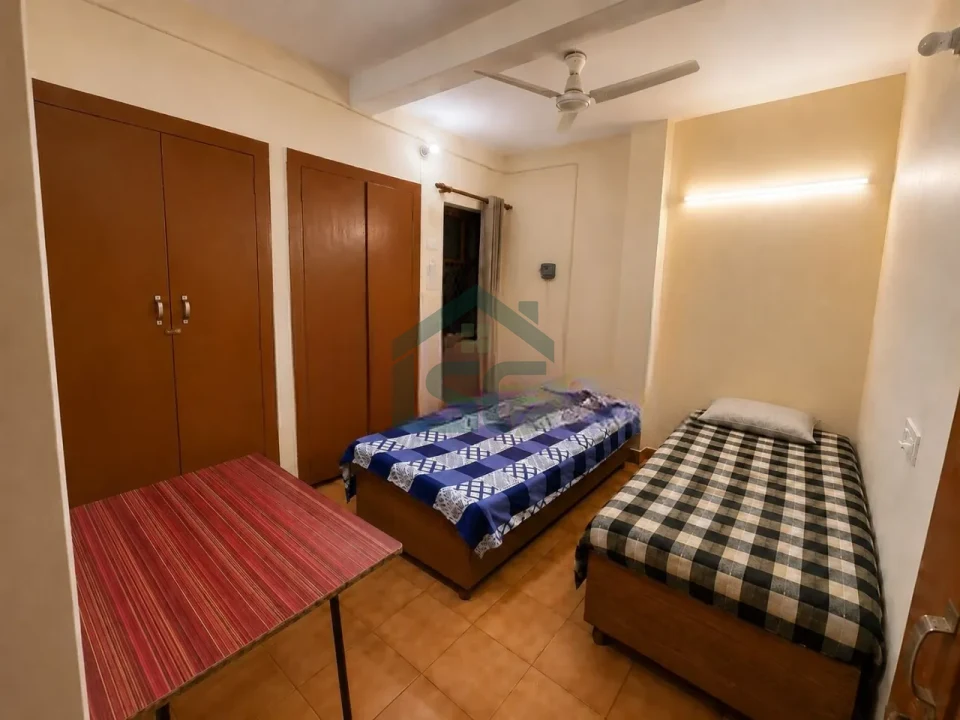 Photo 4 of Arora'S PG For Girls, C-31, Near Amrit Nagar, South Extension I, South, New Delhi, Delhi 110049, Delhi