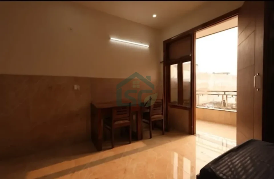 Tri Homes in Sector 58, Noida — property photo 1
