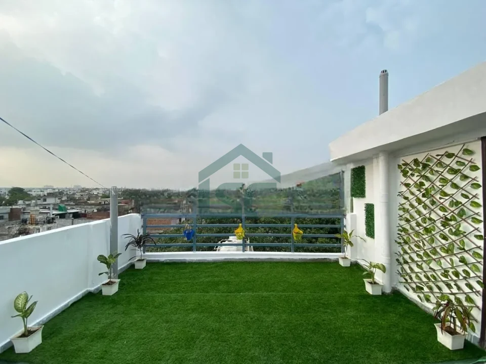 DU INN blue house boys PG in Kamla Nagar, Delhi — property photo 1