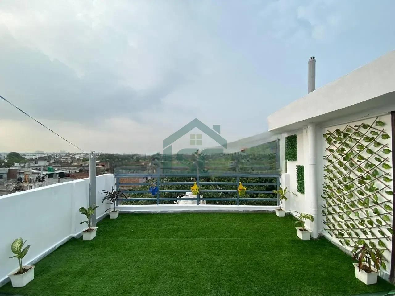 DU INN blue house boys PG in Kamla Nagar, Delhi — property photo 1