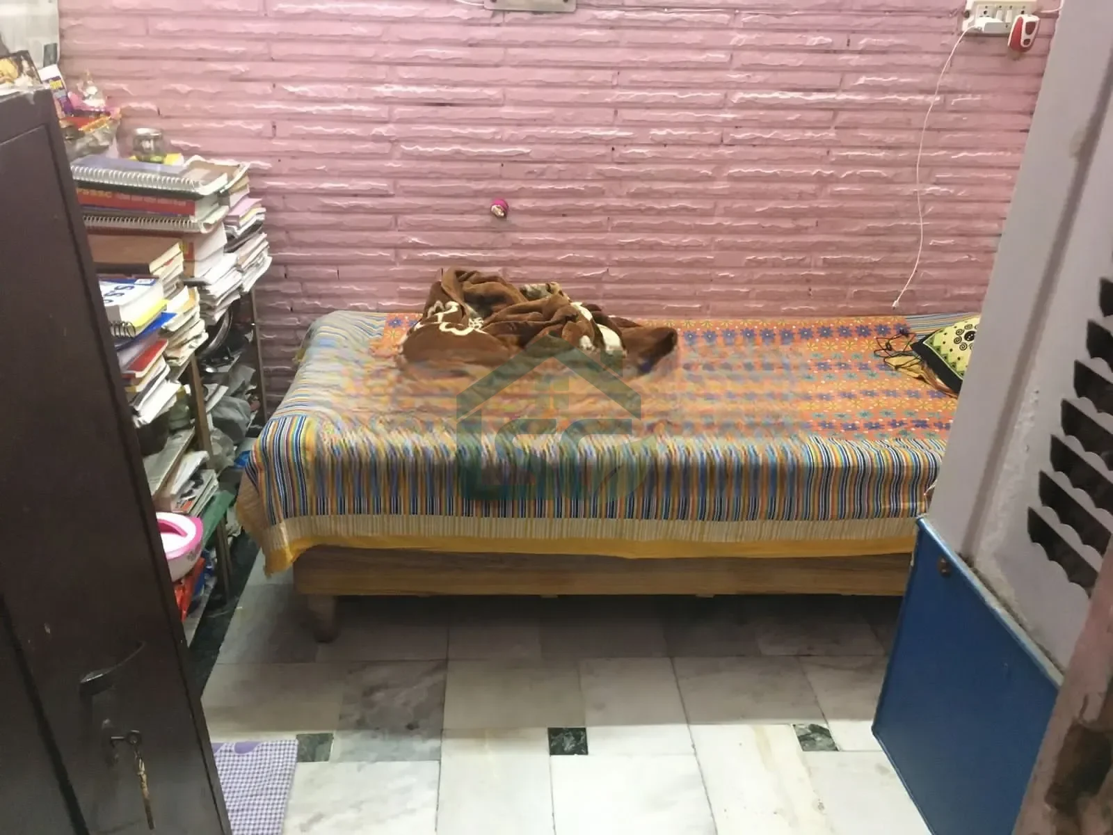 OM PG for girls in Mukherjee Nagar, Delhi — property photo 1