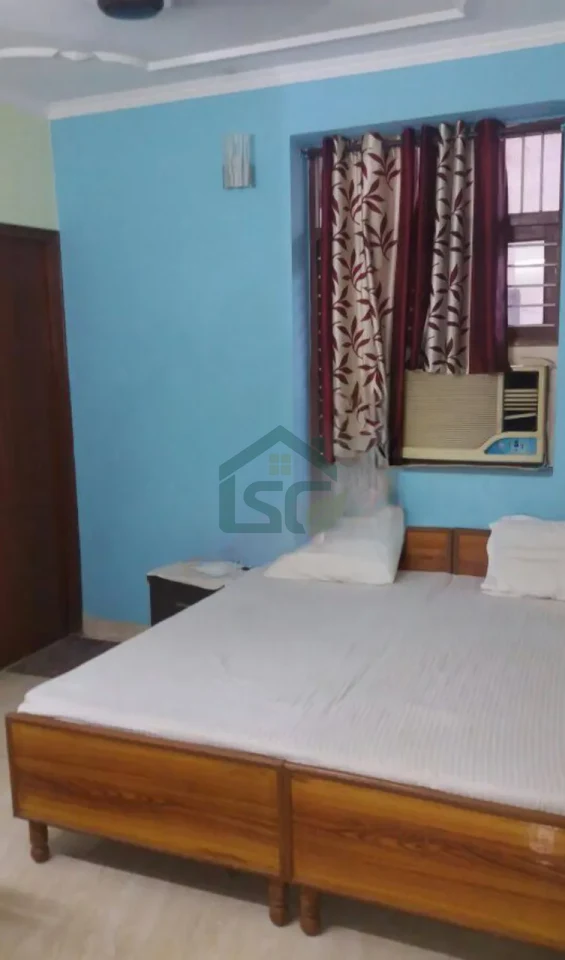 Photo 3 of Home Fort PG In Boys, Athwa, Surat