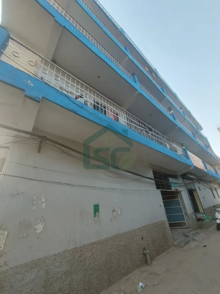 Parvati Room for Rent in Sector 78, Gurugram — property photo 2