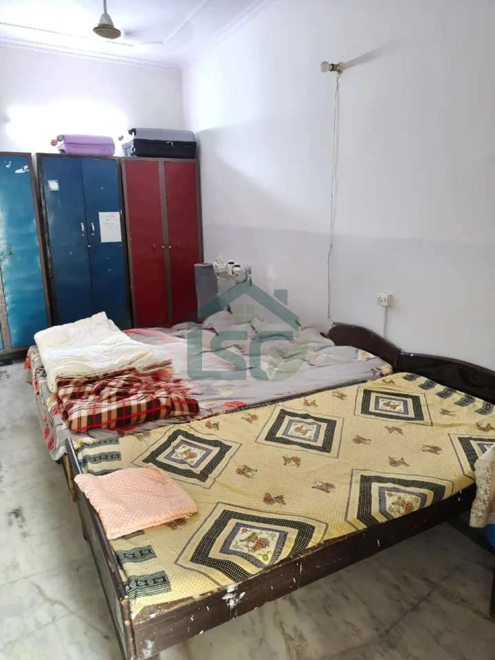 Photo 3 of Aasirbad PG, Sector 49, Noida