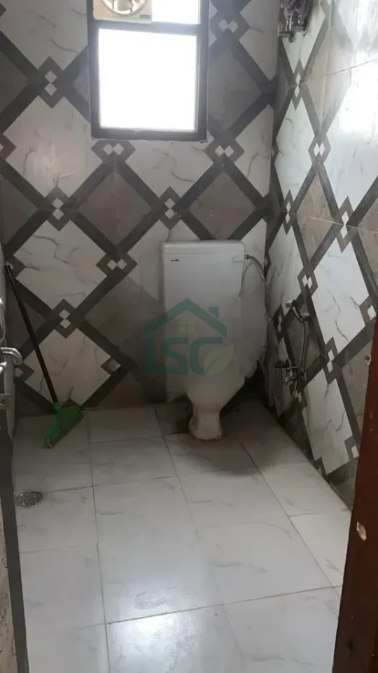 Jawahar nagar in Kamla Nagar, Delhi — property photo 2