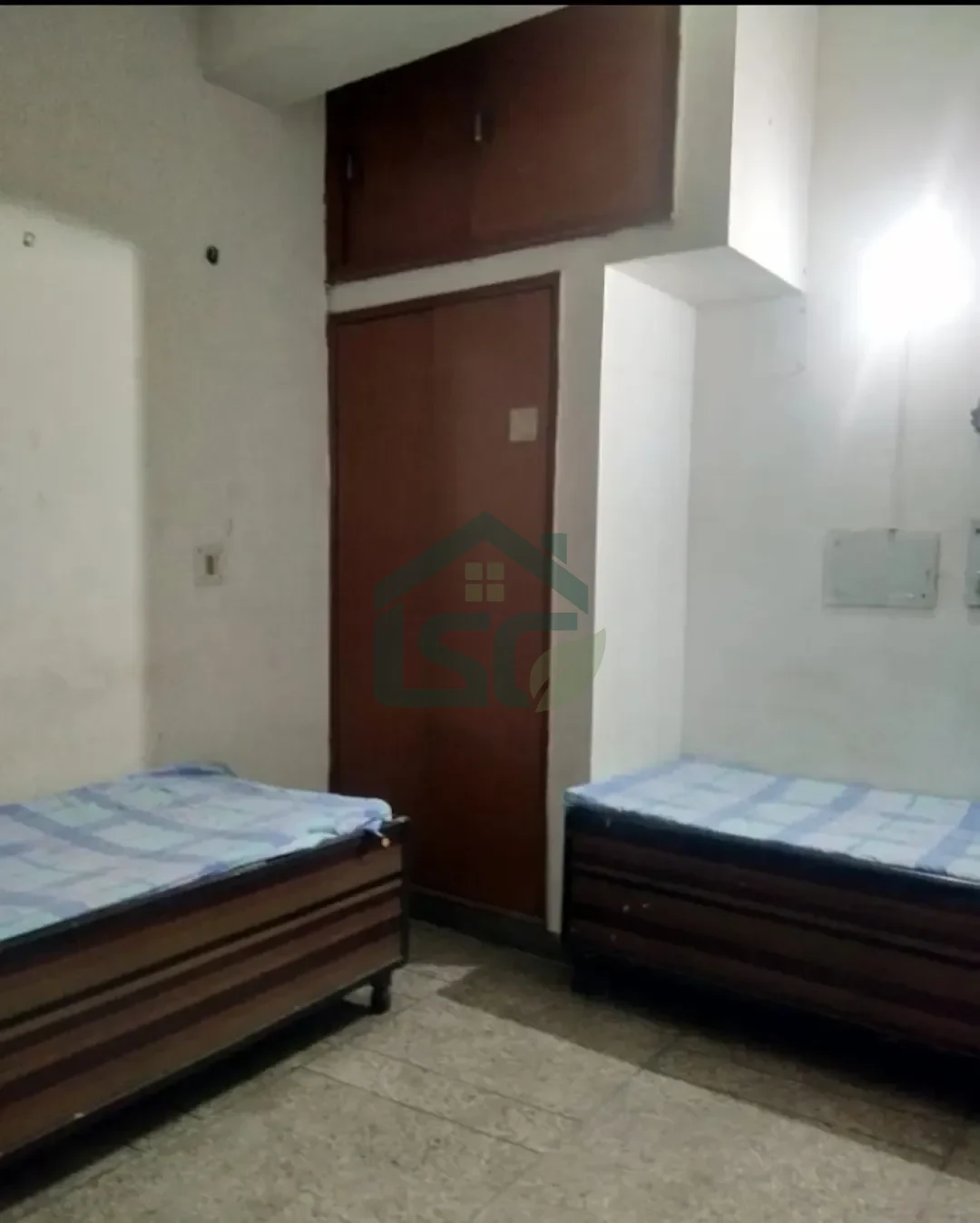 Singh PG in Kalkaji, Delhi — property photo 1