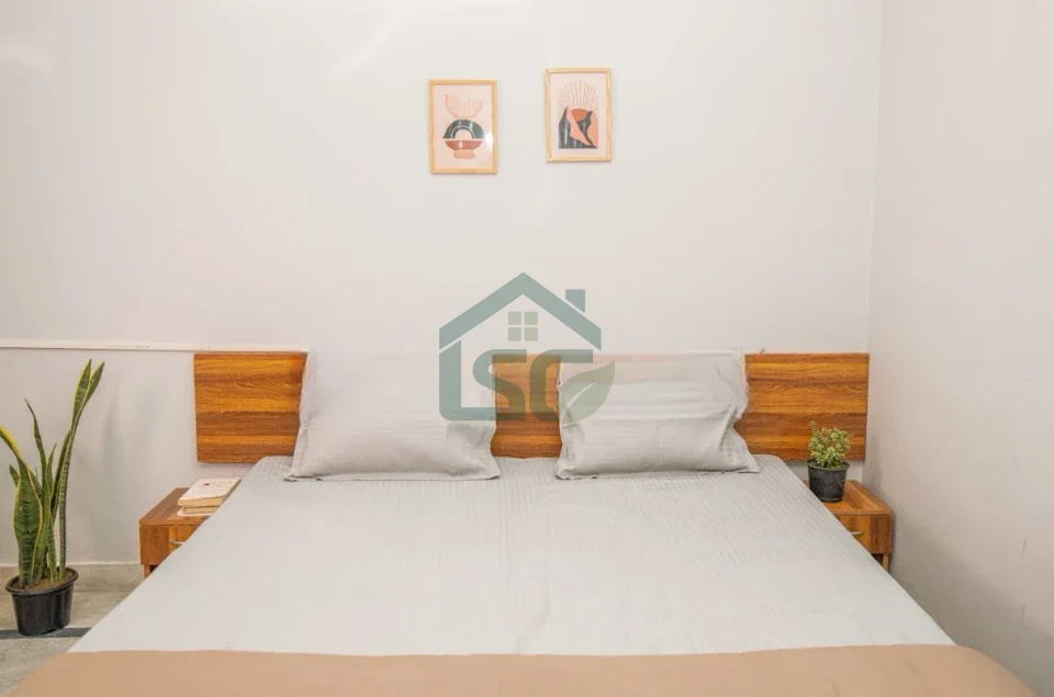 At Huddle Stays - Best Girls PG In Gurgaon, Sector 52, Gurgaon