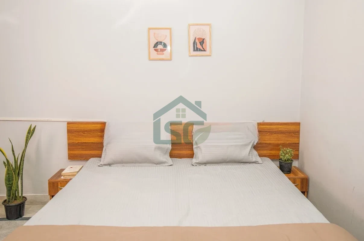 At Huddle Stays - Best Girls PG In Gurgaon, Sector 52, Gurgaon
