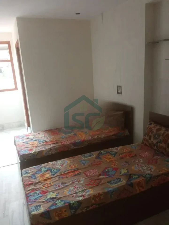 Premium girls PG in Vijay Nagar, Delhi — property photo 3