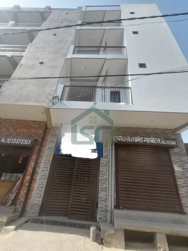 Narender apartment in Sector 81A, Gurugram — property photo 2