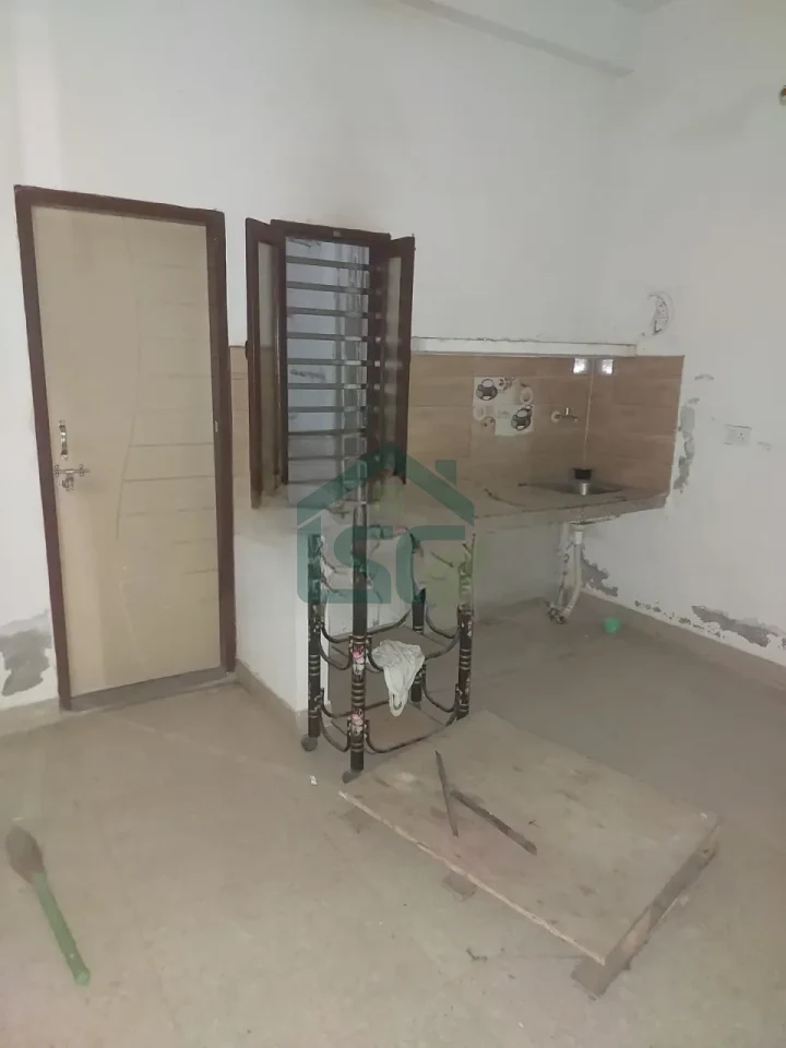 Narender apartment in Sector 81A, Gurugram — property photo 1
