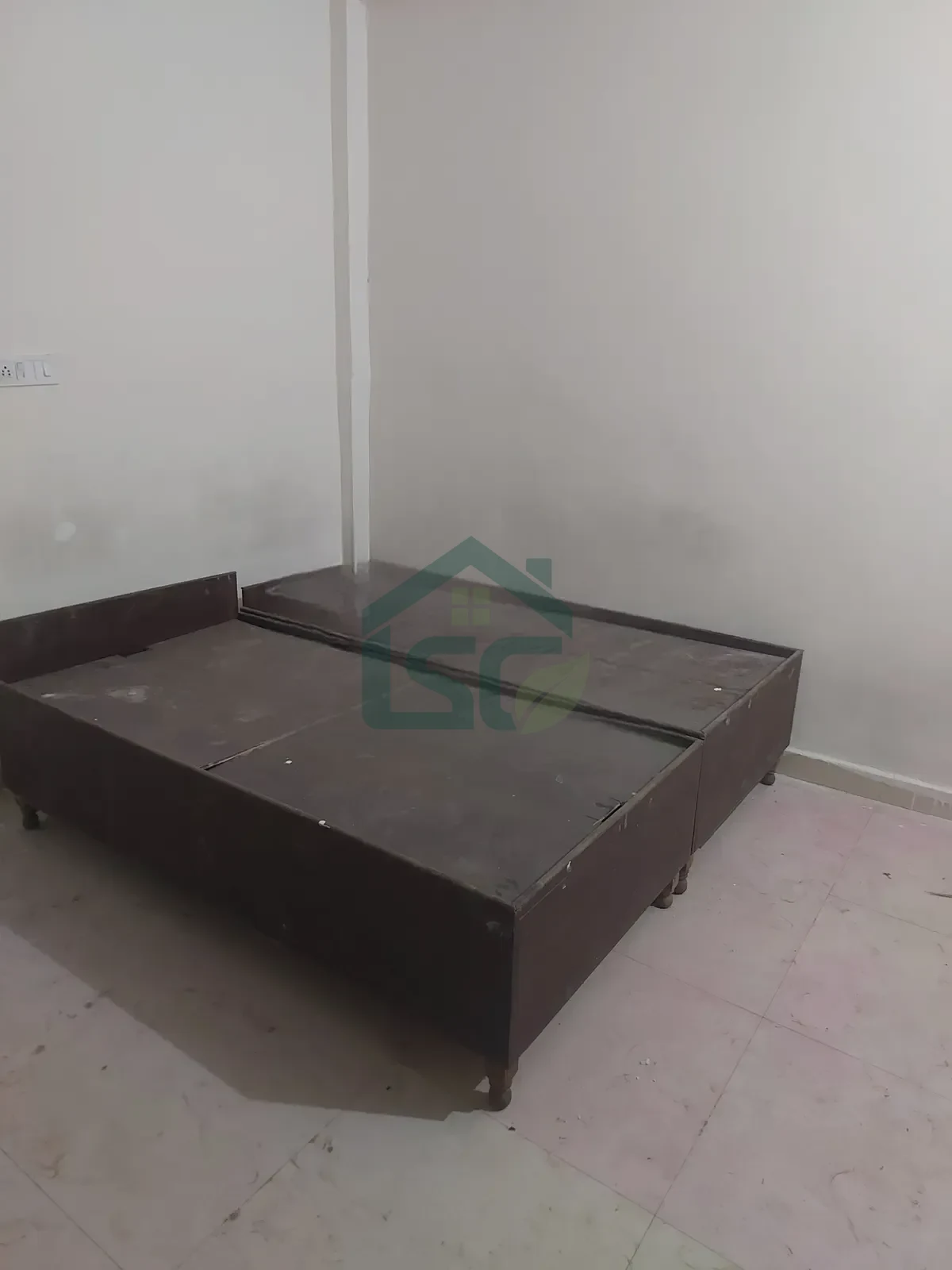 Nakash Room For Rent in Sector 93, Gurugram — property photo 1