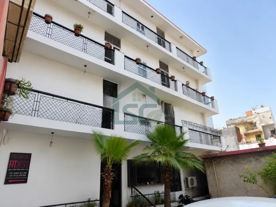 Photo 3 of Shanti Niwas, Sector 126, Noida