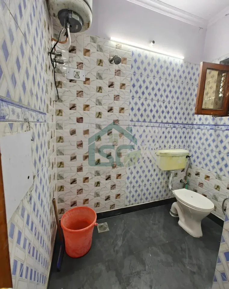 Sim PG in Malka Ganj, Delhi — property photo 5