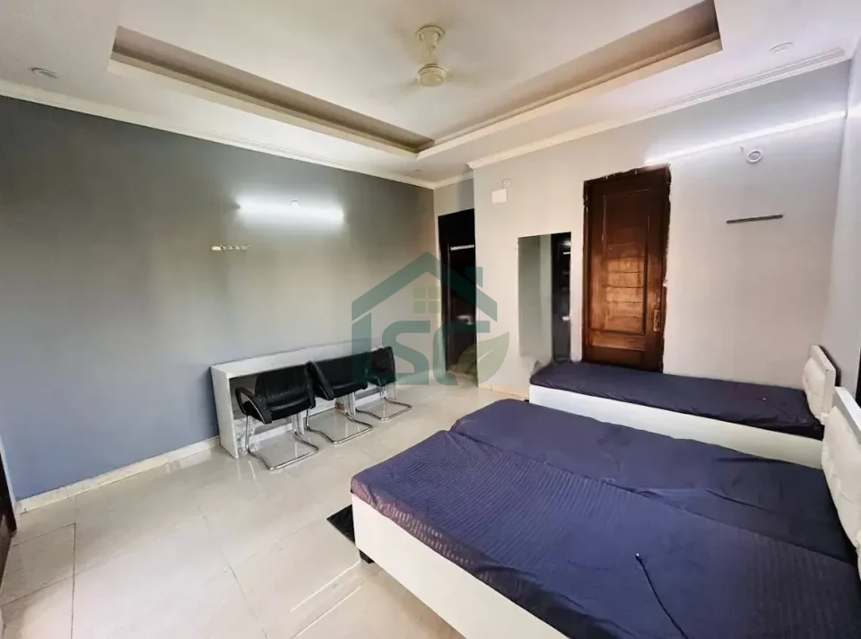Brijwasi PG in Model Town, Delhi — property photo 1