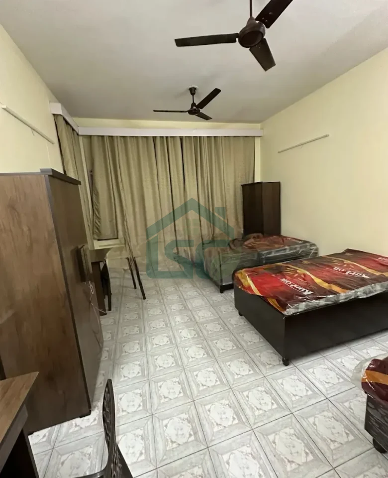 Girls PG in Patel Nagar, Delhi — property photo 4