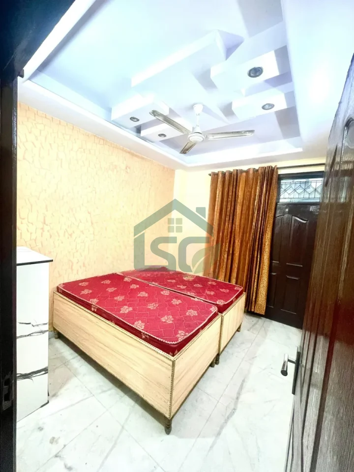 The Royal Stay Girls PG in GTB Nagar, Delhi — property photo 4
