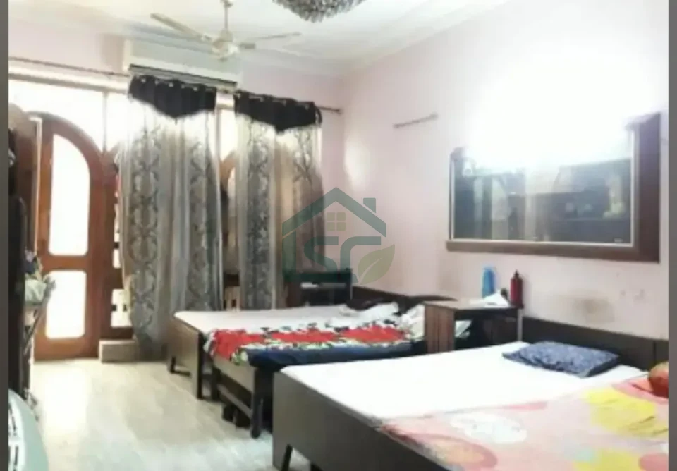Boys And Girls PG in Pitampura, Delhi — property photo 3
