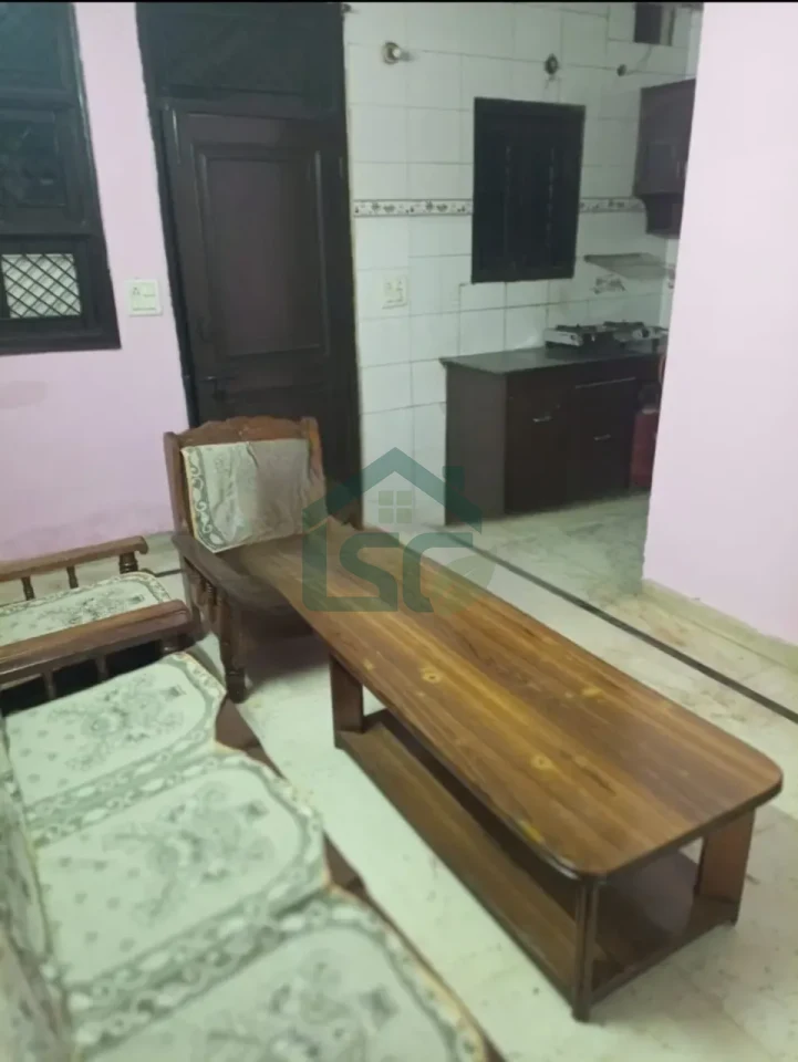 Annu PG in Pitampura, Delhi — property photo 1