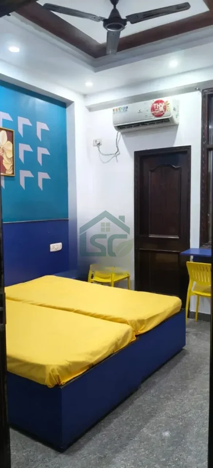 Prustel living Madonna house in South Extension, Delhi — property photo 2