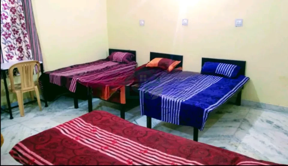 PG Nsgt in Sector 99, Noida — property photo 4