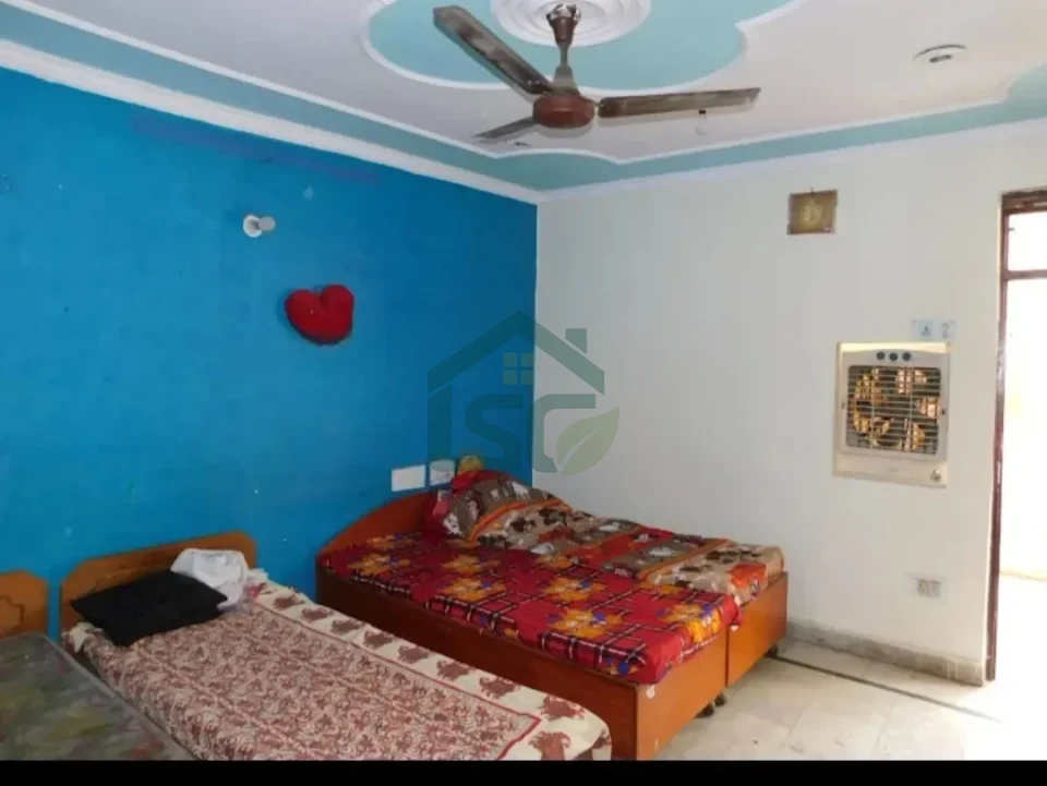 Goel Niwas PG in Shakarpur, Delhi — property photo 2