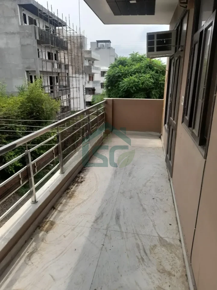 Om house in Sector 46, Gurugram — property photo 3