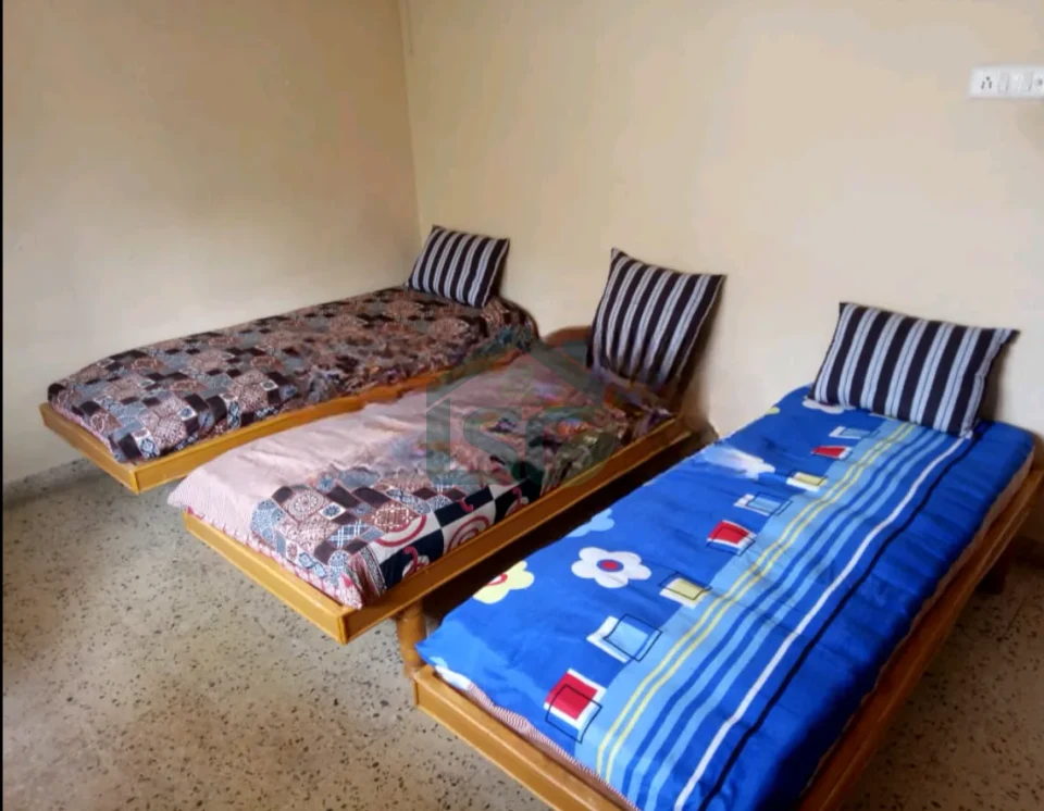 Photo 4 of Shivay Paying Guest, Paldi, Ahmedabad
