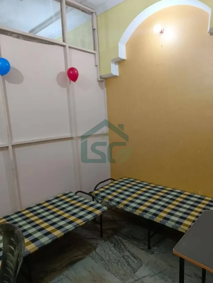 Evergreen PG in Indra Vikas Colony, Delhi — property photo 2