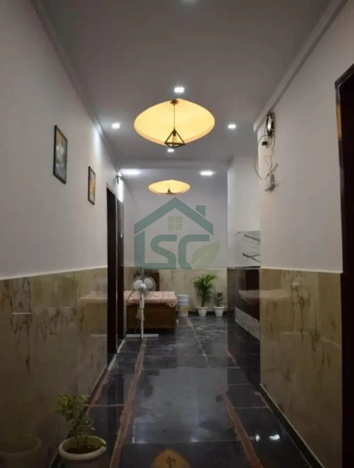 PG for boys in Sector 18, Gurugram — property photo 3