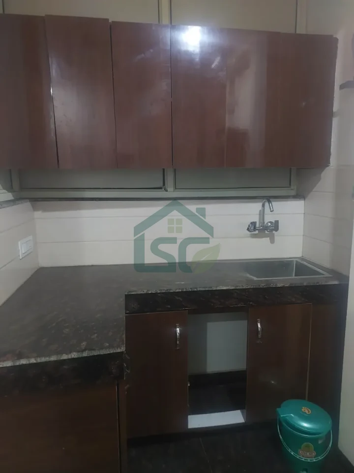 Shre Shyam Room For Rent in Sector 31, Gurugram — property photo 1