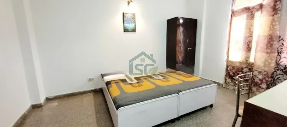 Sanjeev boys PG in Sector 27, Gurugram — property photo 2