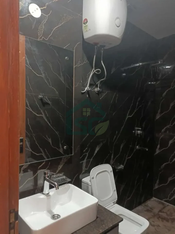 Sushant Lok in Sector 43, Gurugram — property photo 4