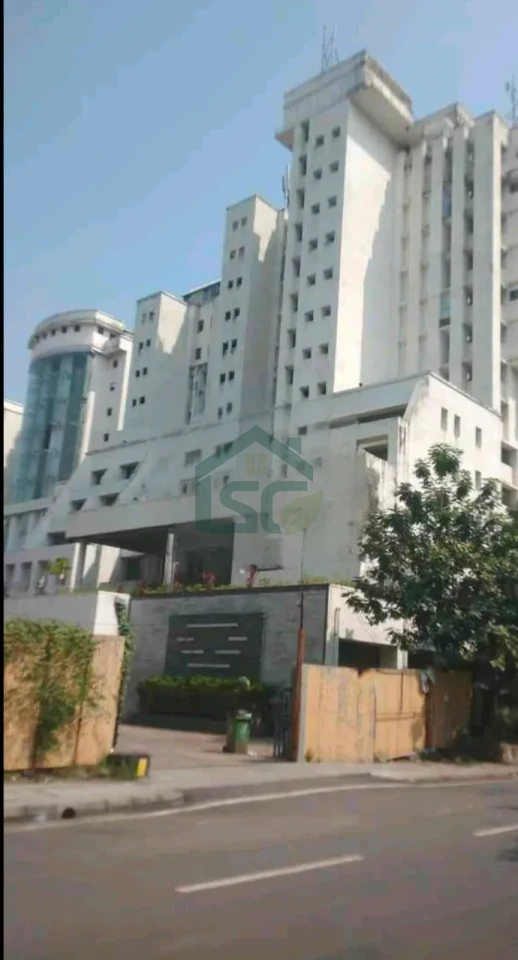 At Snoozy Capsule Premise, CBD Belapur, Navi Mumbai