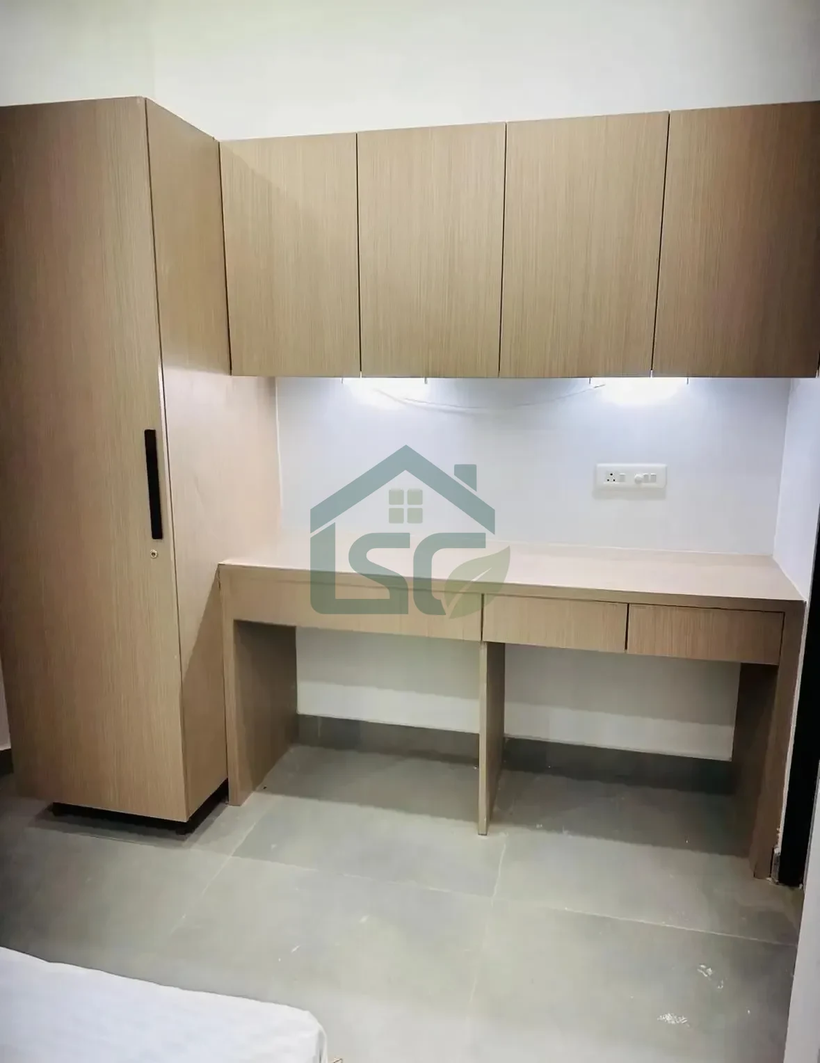 My Space BNB - Girls PG in Karol Bagh, Delhi — property photo 1