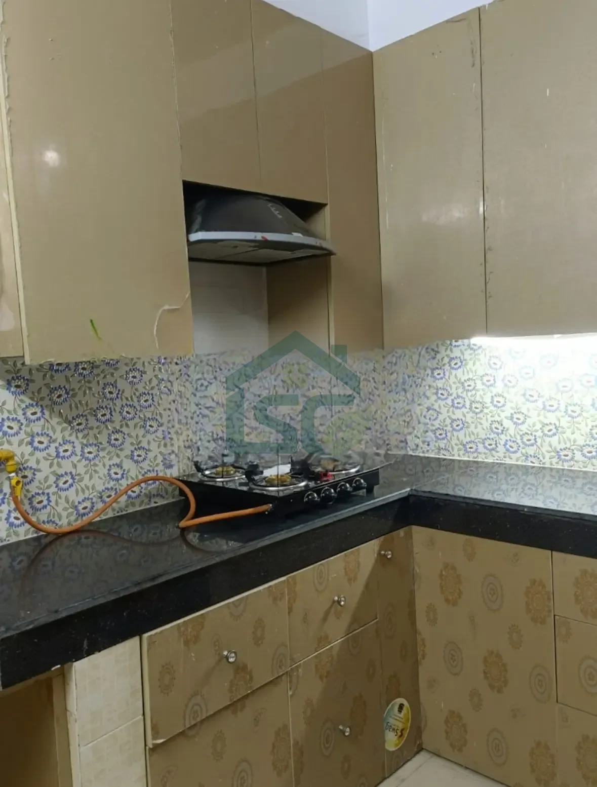 Pink PG Hostal in Kamla Nagar, Delhi — property photo 1