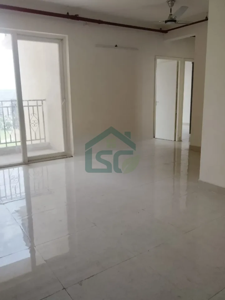 Golf green in Sector 79, Gurugram — property photo 1