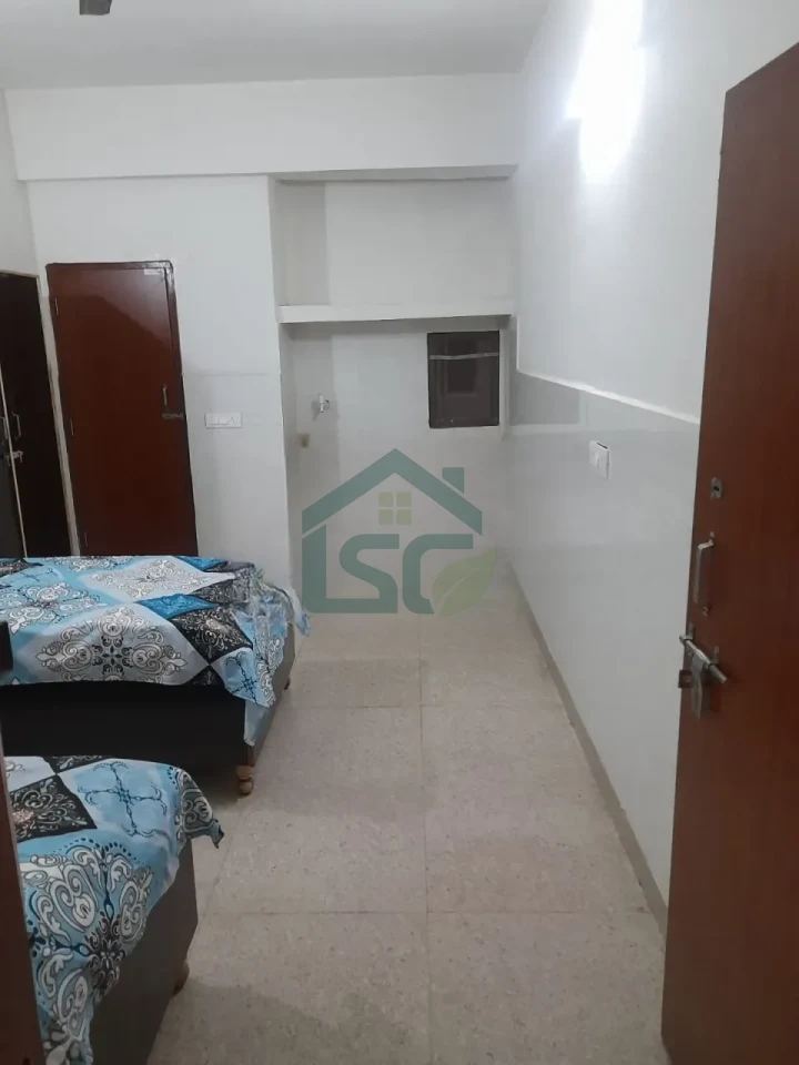 Golf green in Sector 79, Gurugram — property photo 5