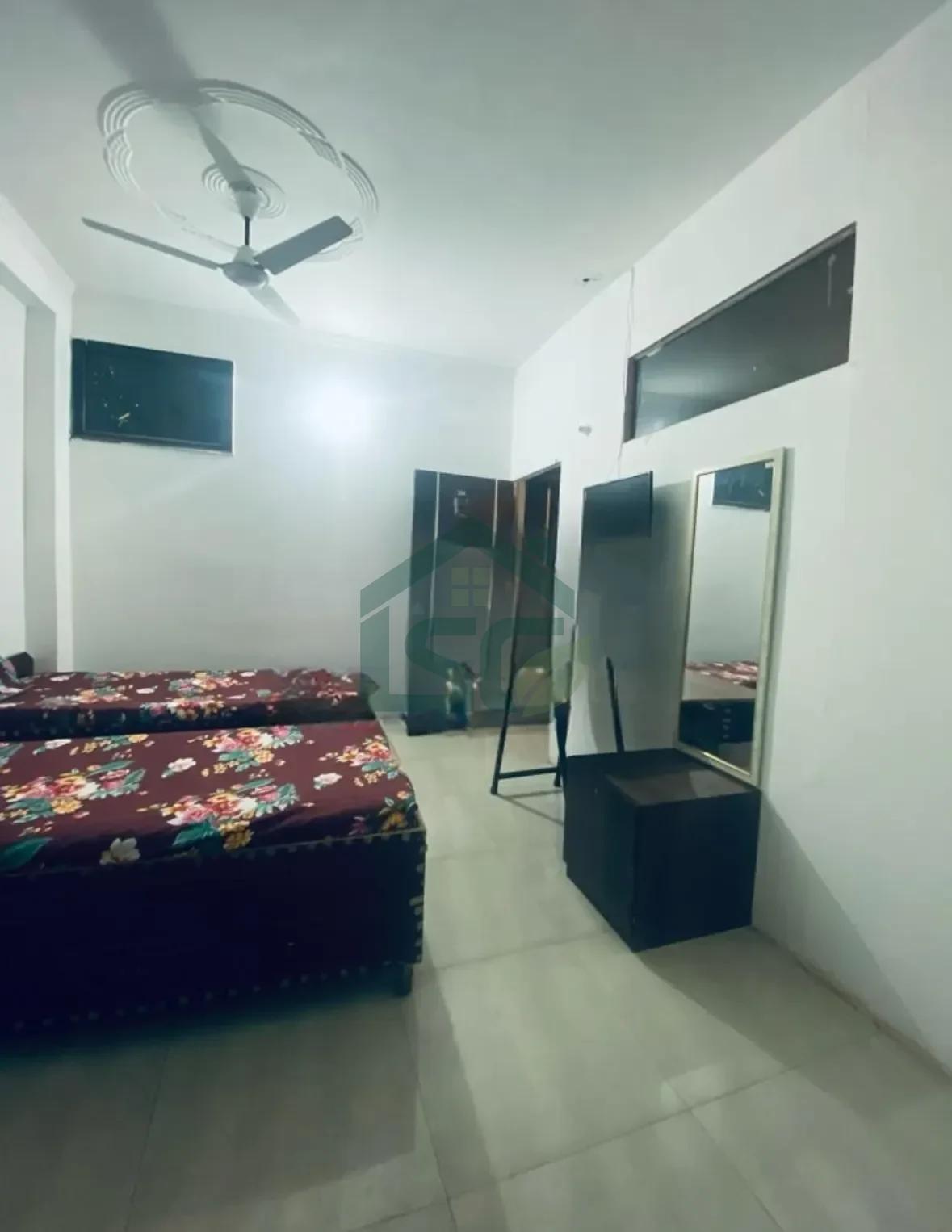 Kavya PG in Sector 40, Gurugram — property photo 1