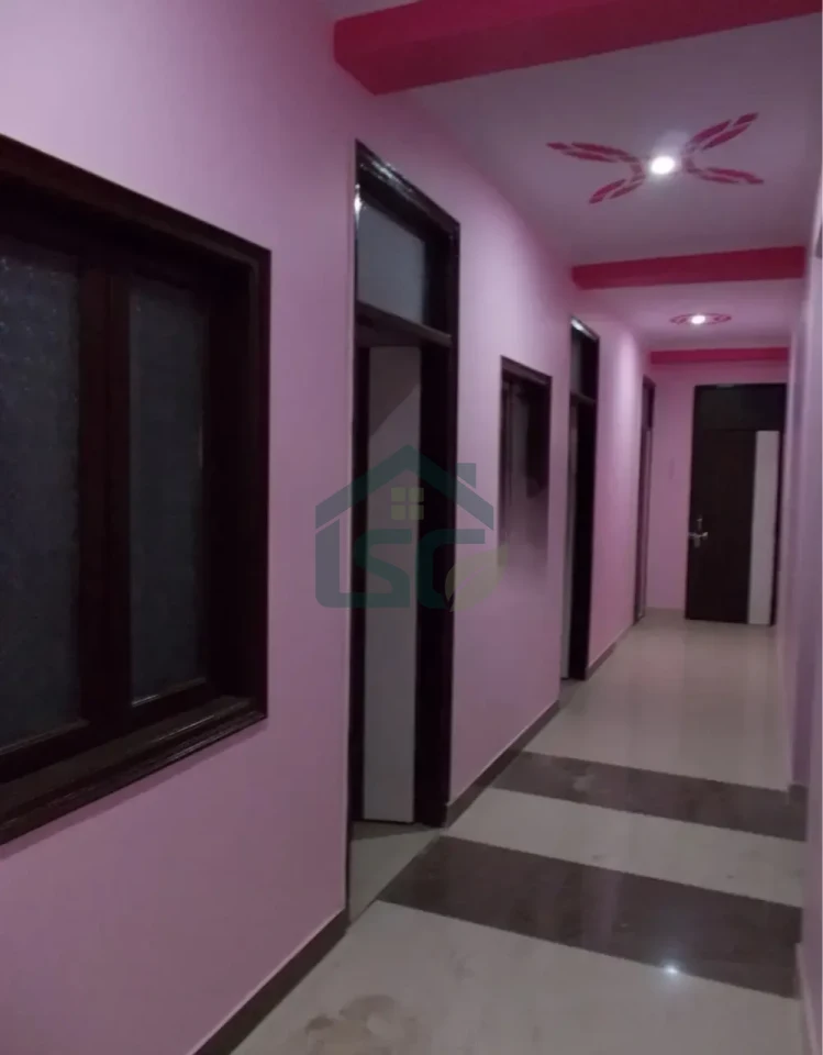 Sarover Girls PG in Mayur Vihar, Delhi — property photo 2